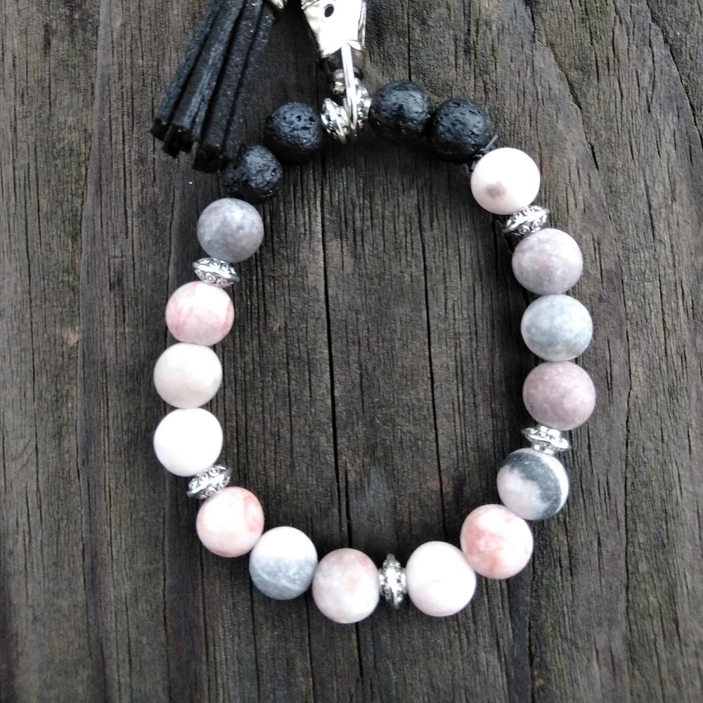 Wristlet keychain